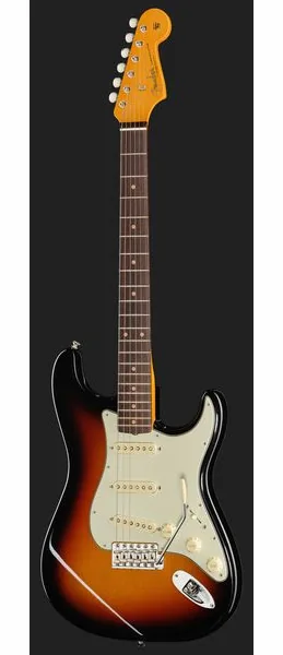 Fender AV II 61 STRAT RW WT3TB, detalj 2