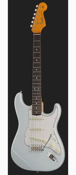 Fender AV II 65 Strat RW SNB, detalj 2