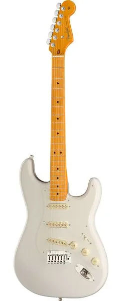 Fender Ultra Luxe 50s Strat MN WBL forfra