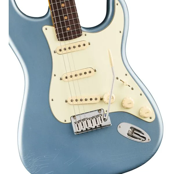 Fender Ultra Luxe 60s Strat RW IBM, detalj 3