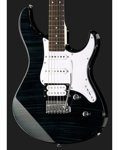 Yamaha Pacifica 212V FM TBL, detalj 4
